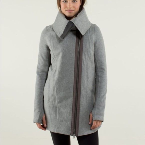 LULULEMON Virasana Blanket Wrap Jacket Coat Size 2 - Picture 2 of 10